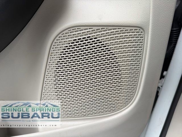 Used 2024 Chrysler Pacifica Touring-L FWD image 30