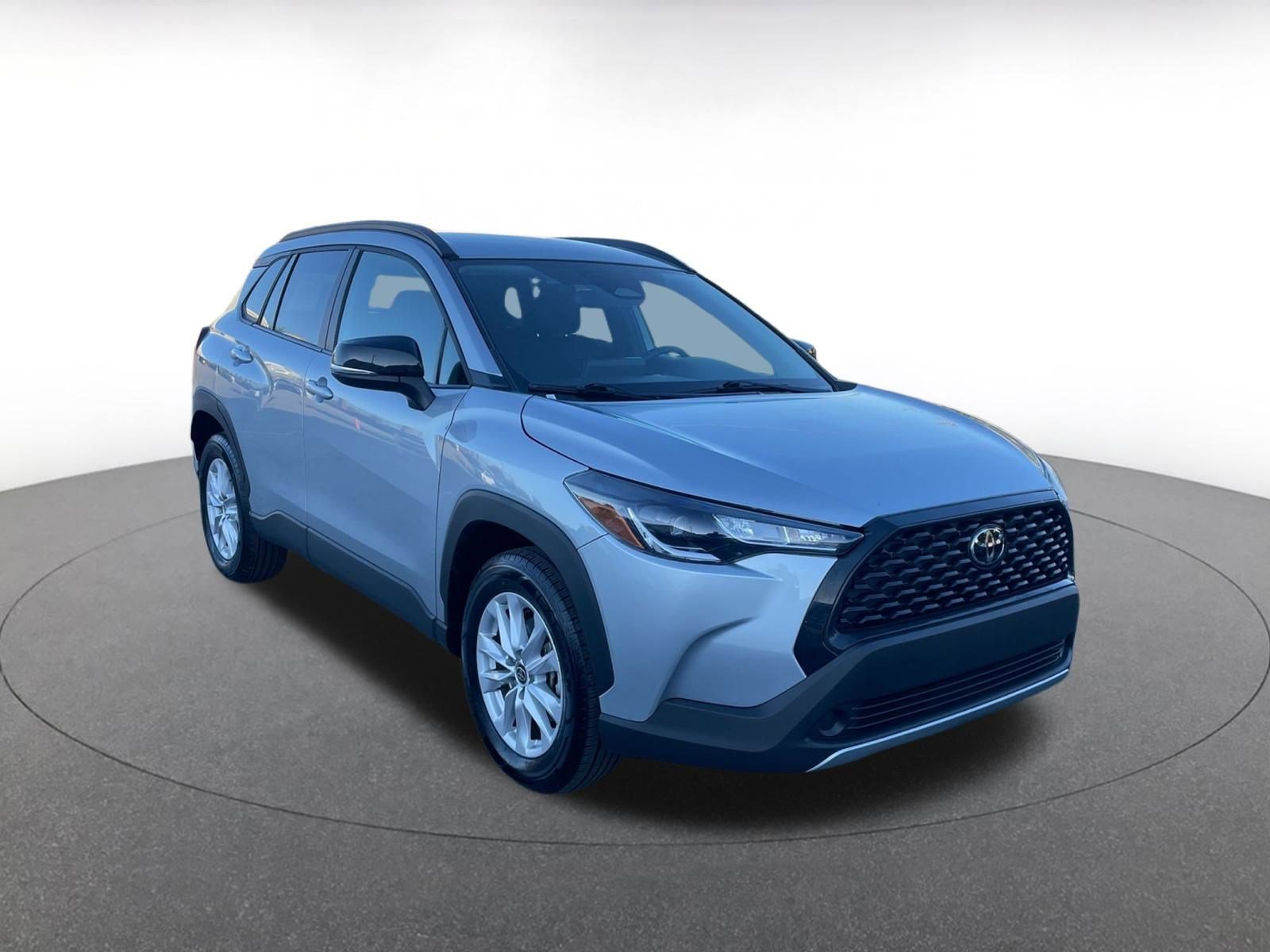 Used 2025 Toyota Corolla Cross LE