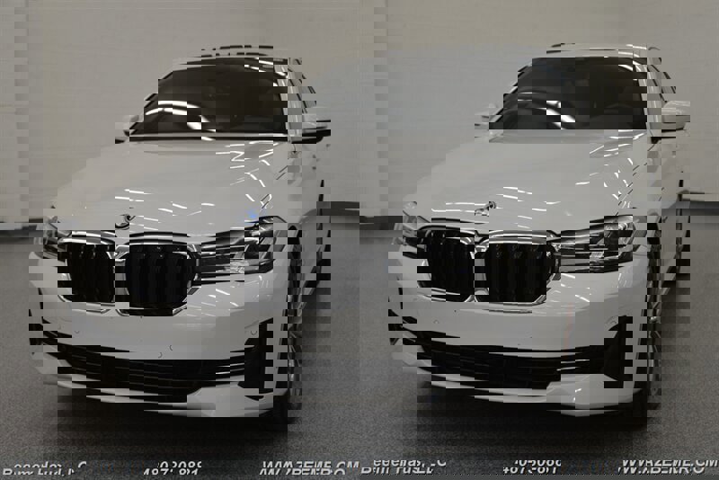 Used 2022 BMW 530e w/ Convenience Package