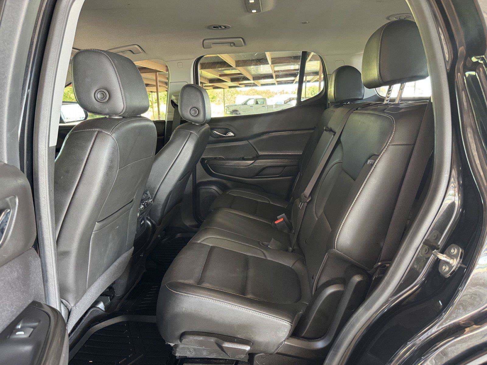 Used 2023 GMC Acadia SLT FWD image 33