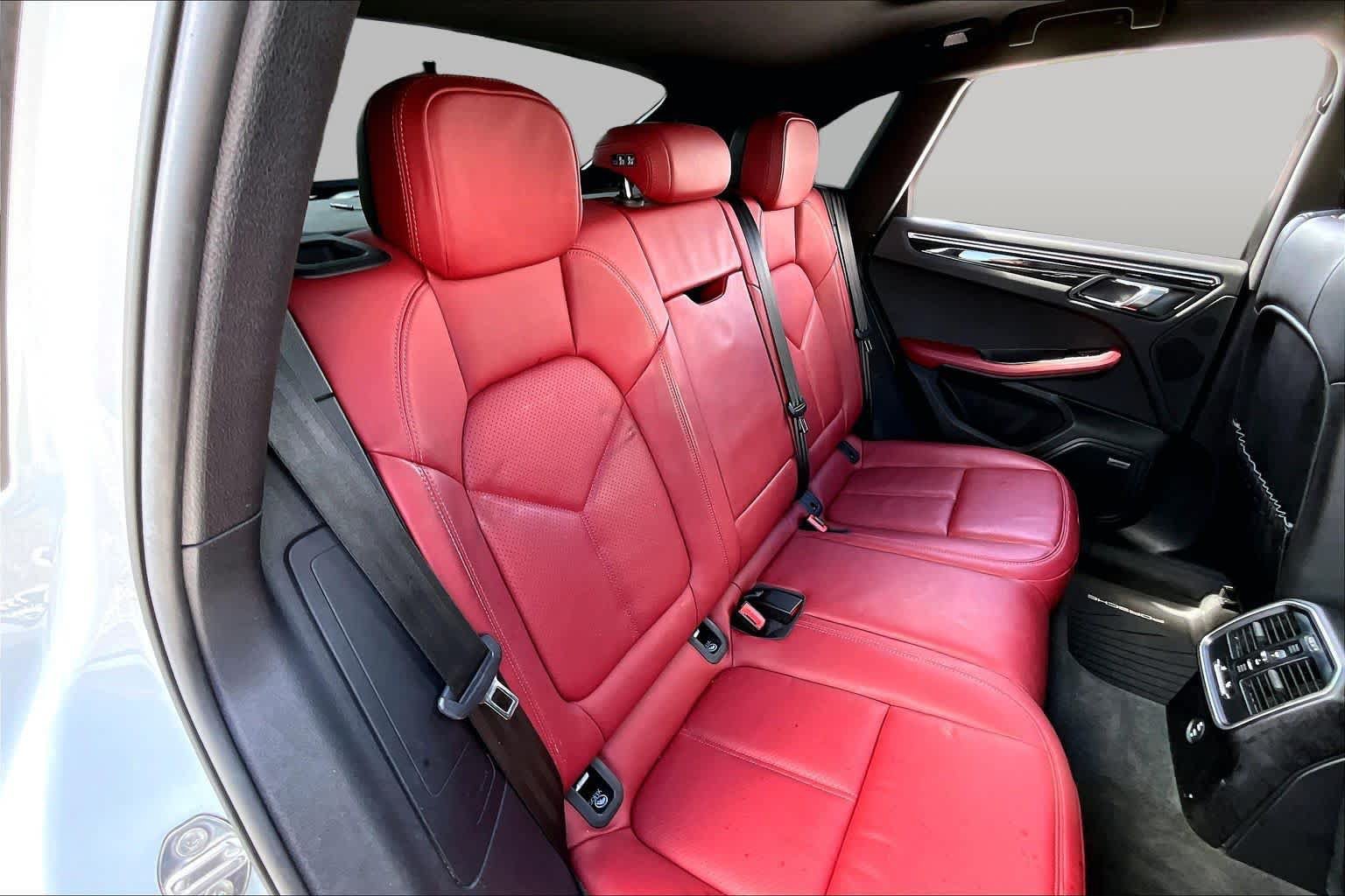 Used 2022 Porsche Macan S AWD/4WD image 20