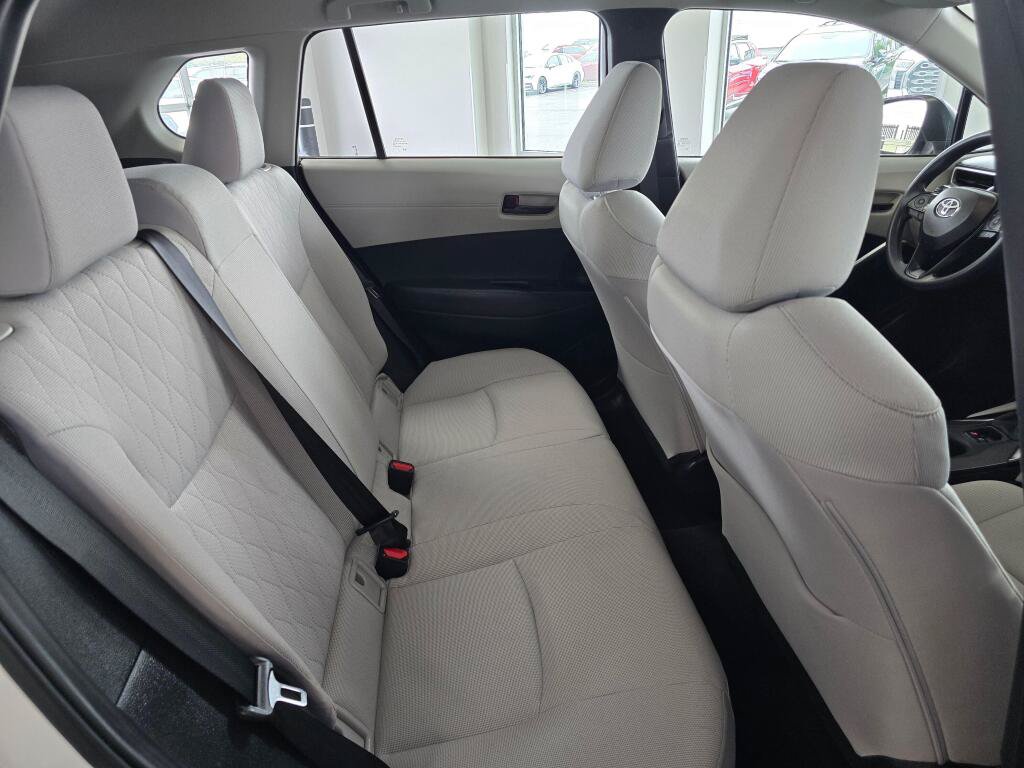 Used 2024 Toyota Corolla Cross L AWD/4WD image 39