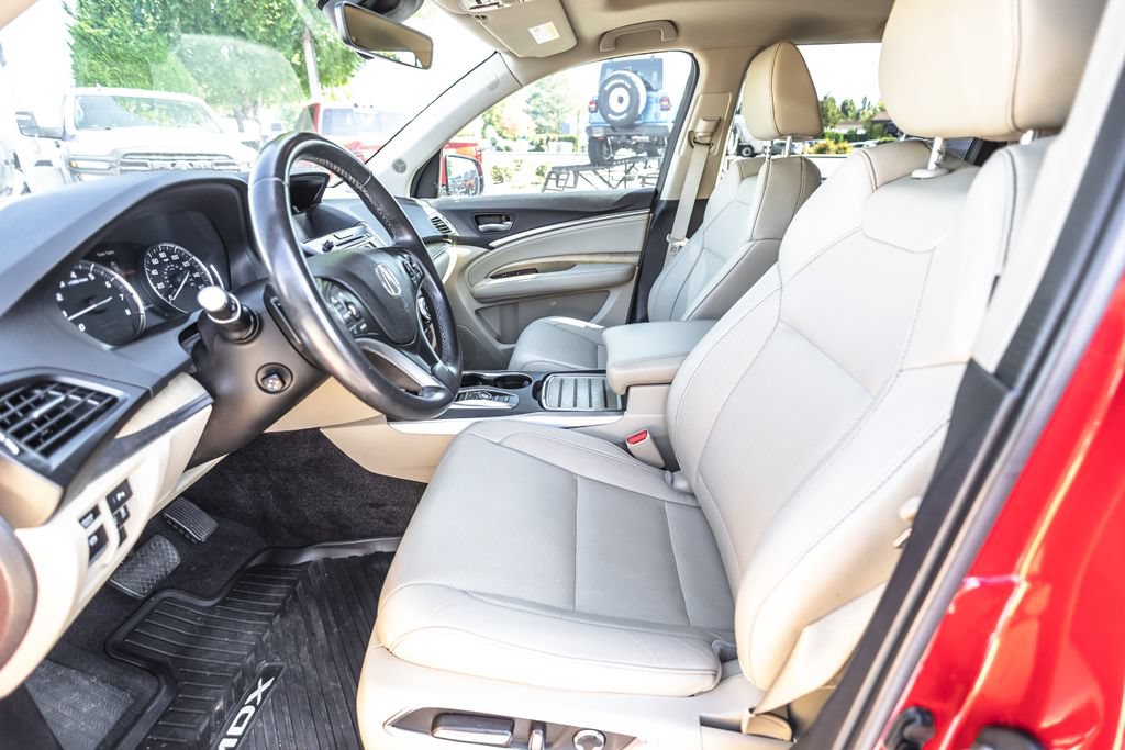 Used 2019 Acura MDX w/ Technology Package AWD/4WD image 17