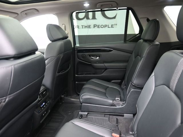 Used 2023 Honda Pilot Touring image 24