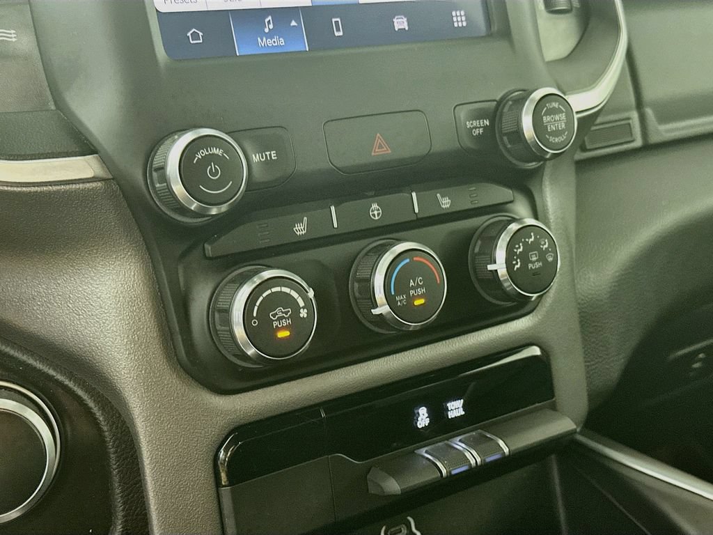 Certified 2023 RAM 1500 Big Horn AWD/4WD image 25
