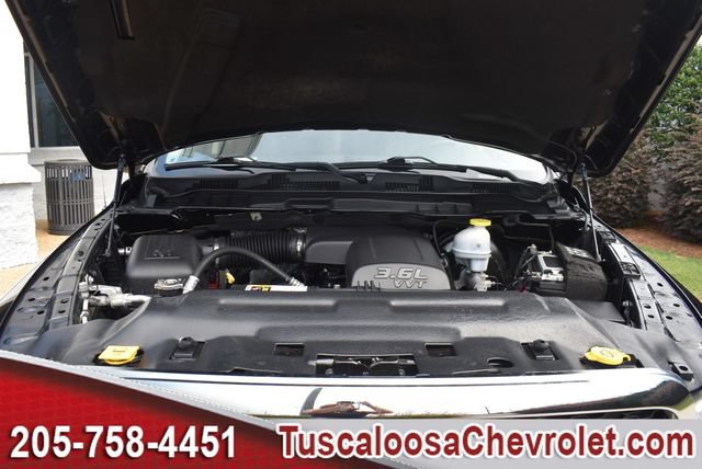 Used 2024 RAM 1500 Classic SLT AWD/4WD image 34