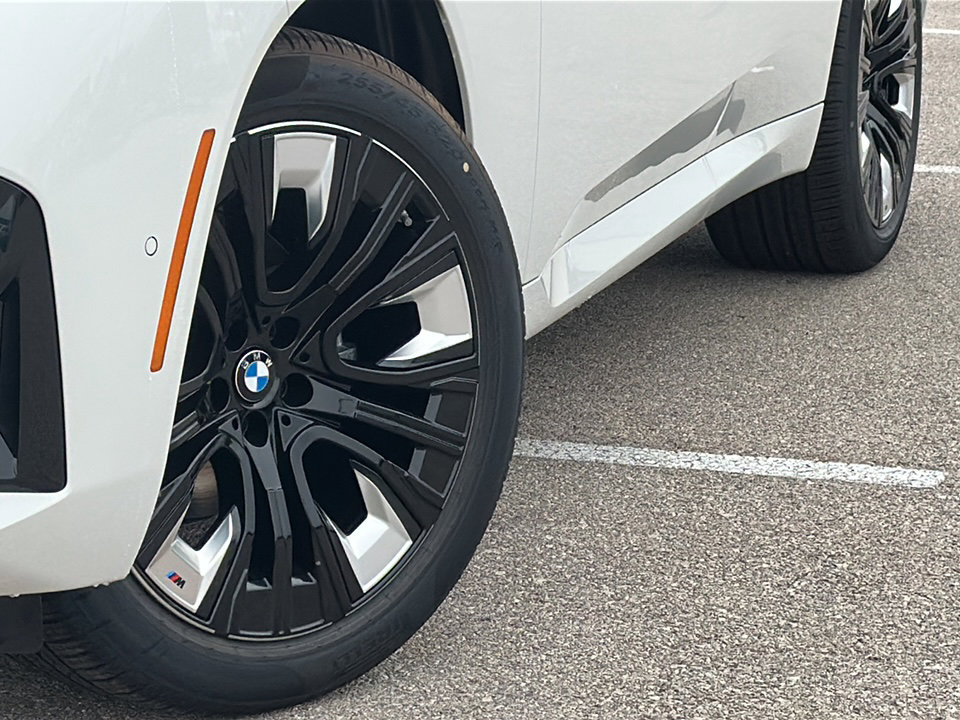 New 2026 BMW X3 xDrive30 w/ Premium Package AWD/4WD image 3