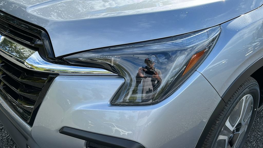 New 2025 Subaru Ascent Touring image 4