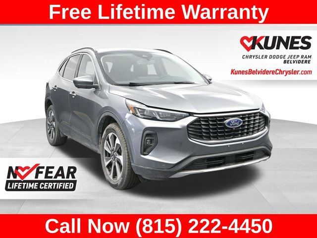 Used 2024 Ford Escape Platinum AWD/4WD image 1