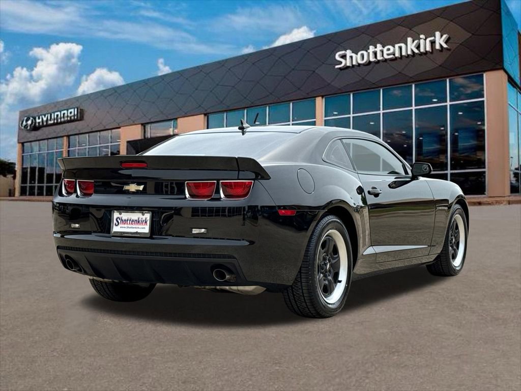 Used 2013 Chevrolet Camaro LS RWD image 6