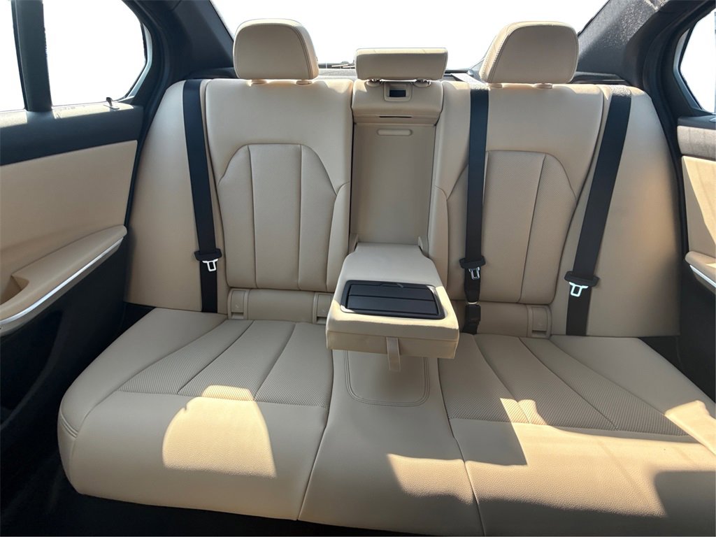New 2025 BMW 330i Sedan w/ Premium Package image 20