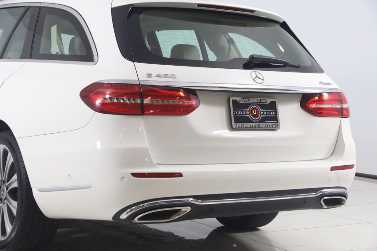 Used 2020 Mercedes-Benz E 450 4MATIC Wagon w/ Premium Package image 26