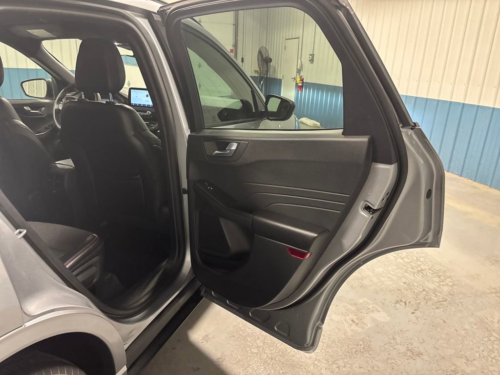 Used 2023 Ford Escape ST-Line image 45