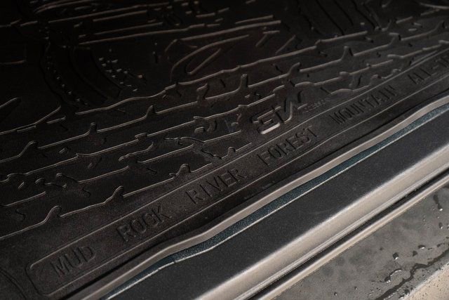 Used 2023 Ford Bronco Badlands image 15