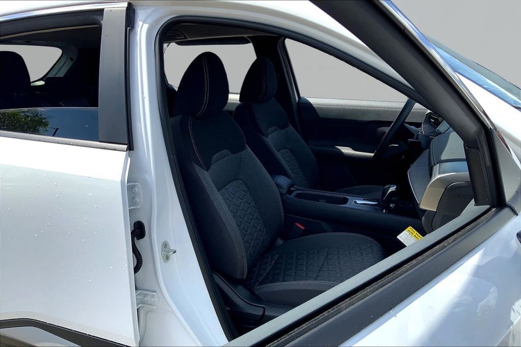 Used 2025 Nissan Kicks SV image 19