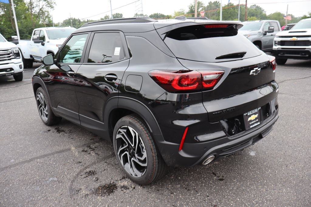 New 2026 Chevrolet TrailBlazer RS w/ Convenience Package FWD image 3