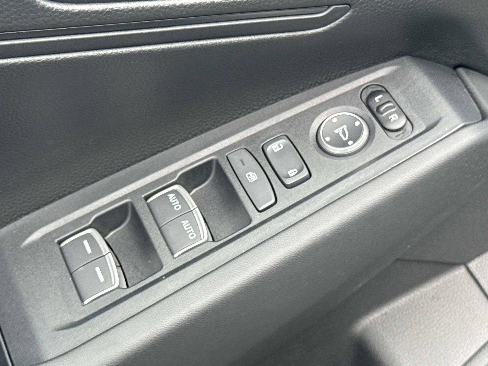 Certified 2025 Honda Accord LX image 18