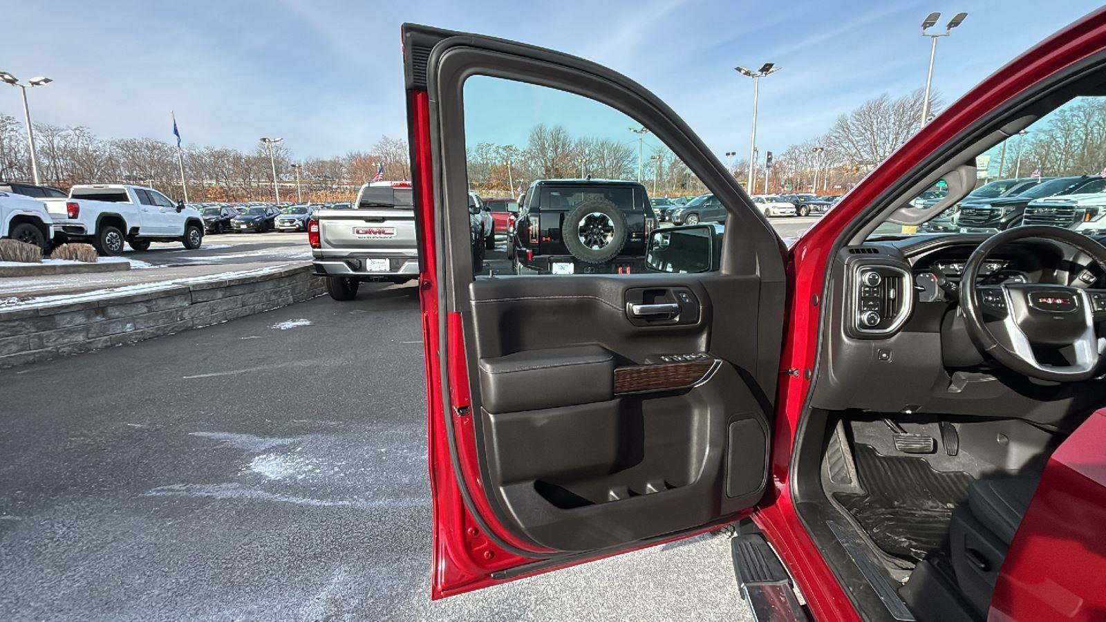 Certified 2019 GMC Sierra 1500 SLE w/ SLE Value Package image 23
