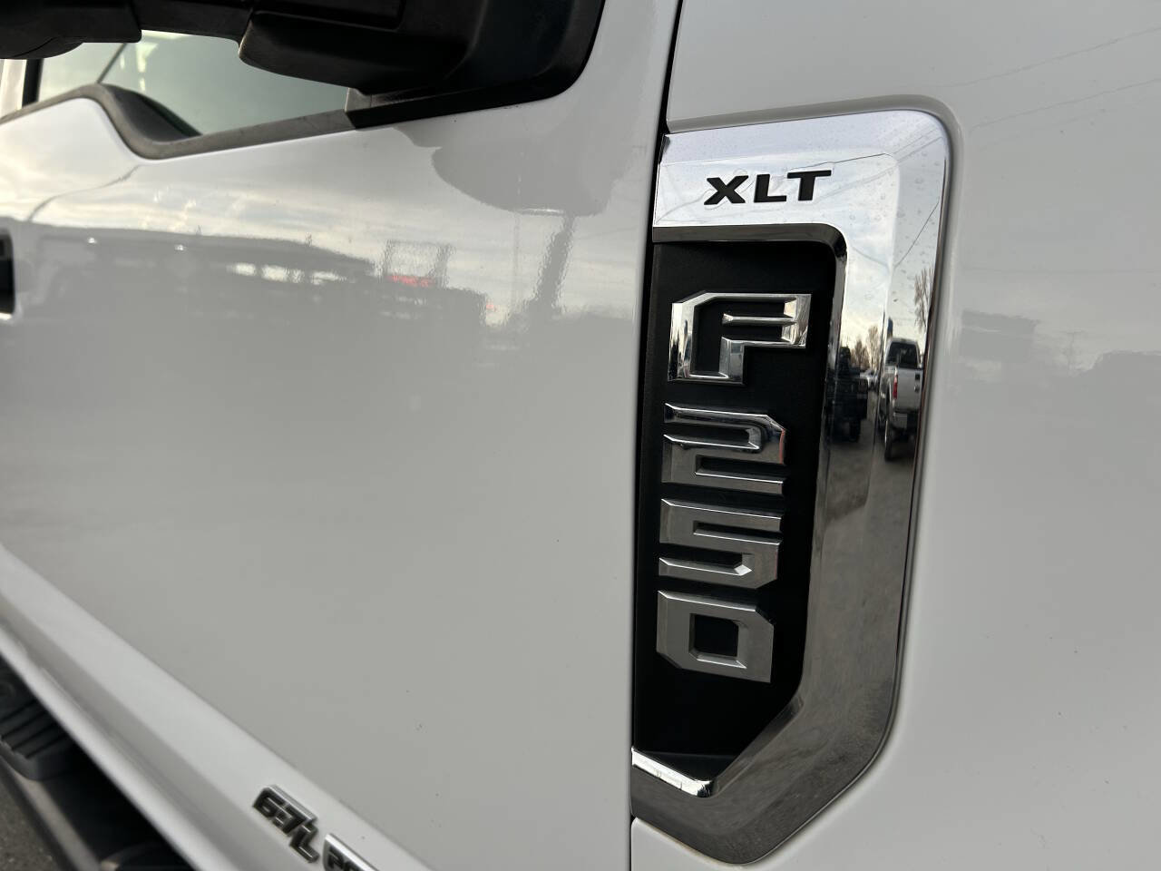 Used 2019 Ford F250 XLT w/ XLT Value Package image 13