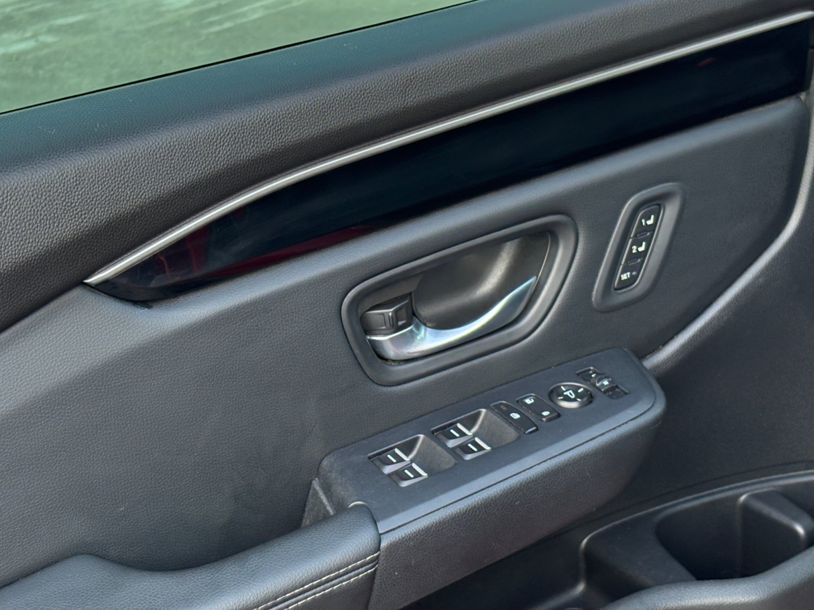 Used 2024 Honda Pilot EX-L image 17