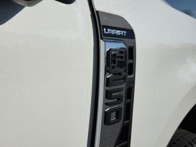 New 2026 Ford F250 Lariat w/ Lariat Ultimate Package image 13