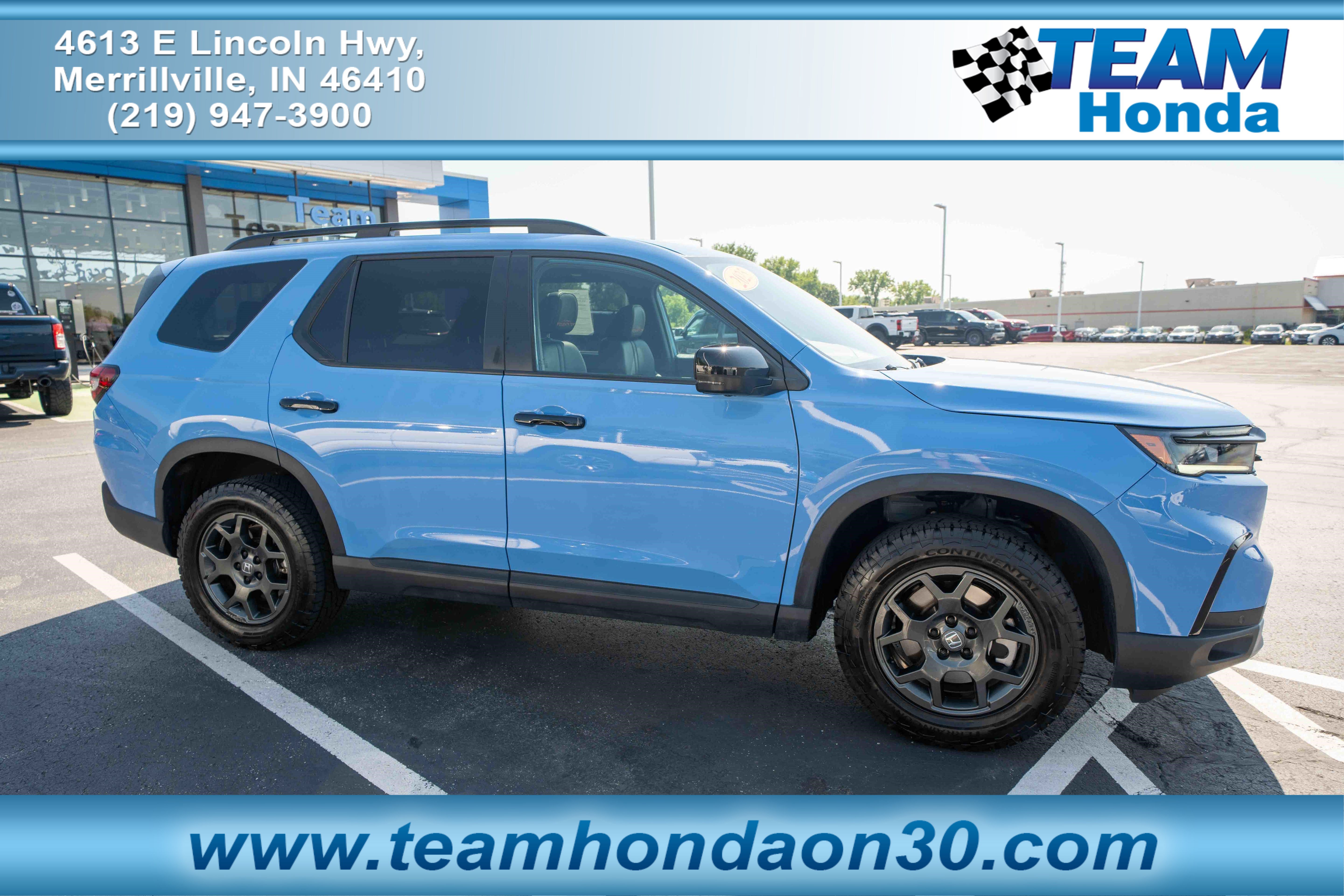 Certified 2025 Honda Pilot TrailSport image 1