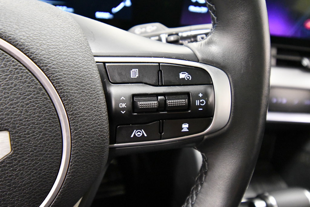 Certified 2023 Kia Sportage SX FWD image 22