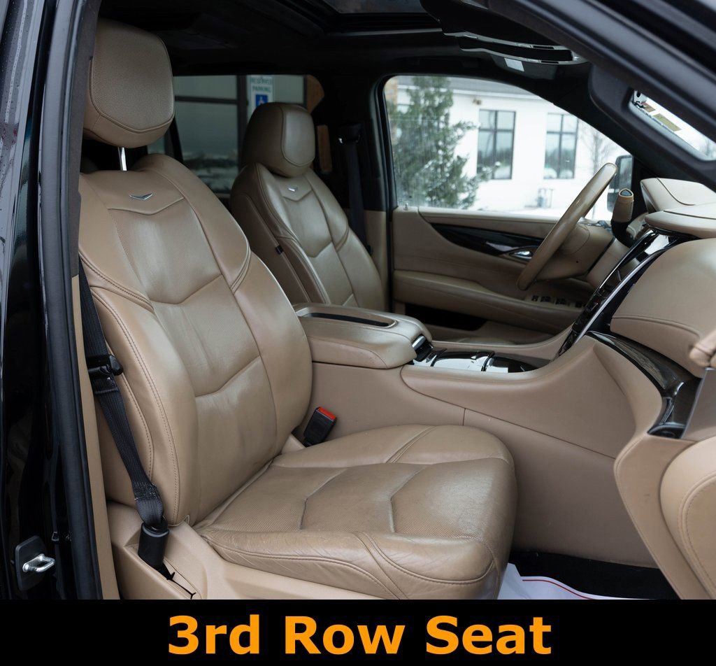 Used 2020 Cadillac Escalade ESV Platinum image 22