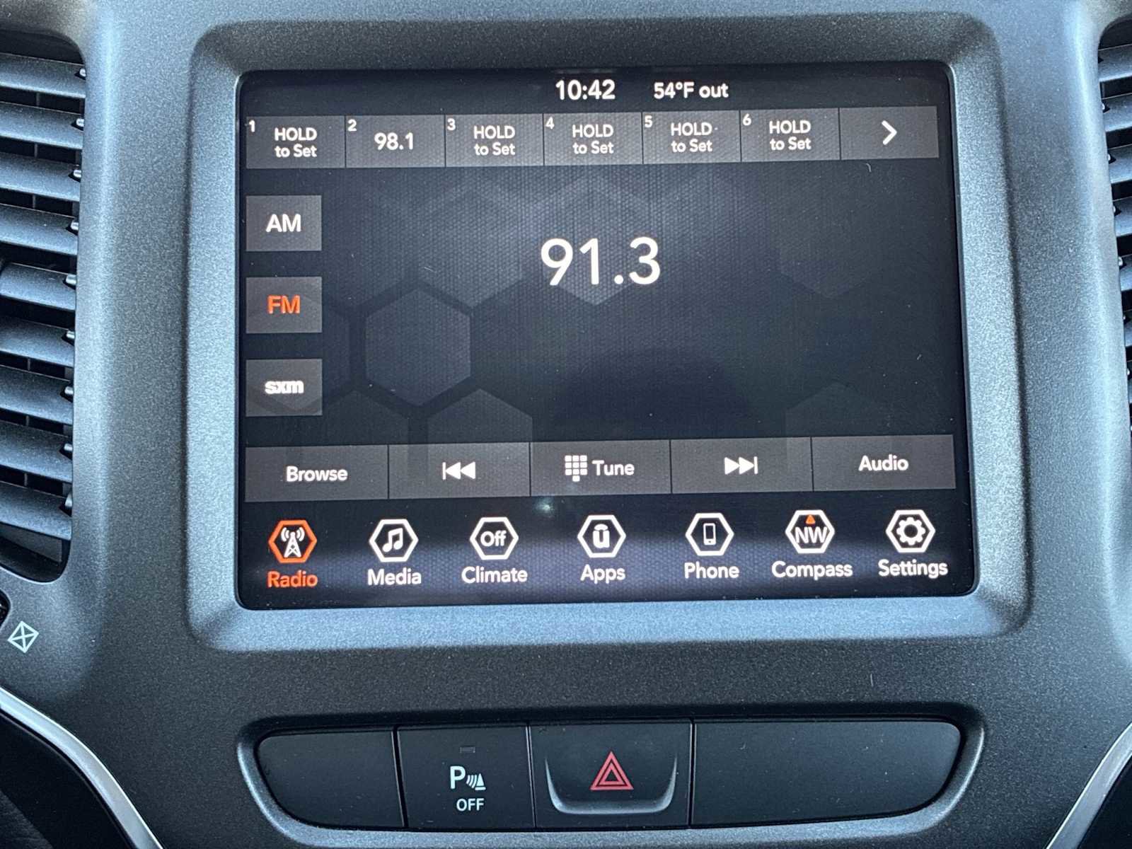 Certified 2020 Jeep Cherokee Trailhawk image 12