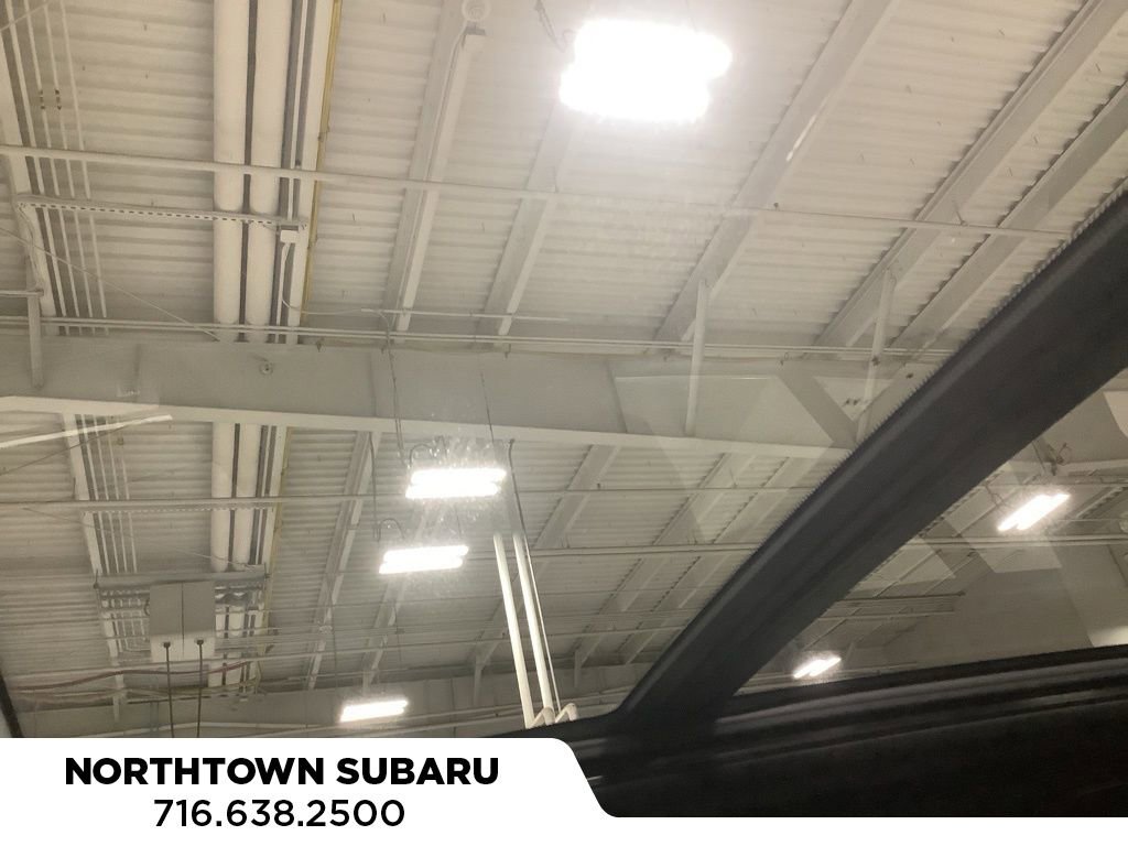 Used 2025 BMW X5 xDrive40i w/ Parking Assistance Package image 18