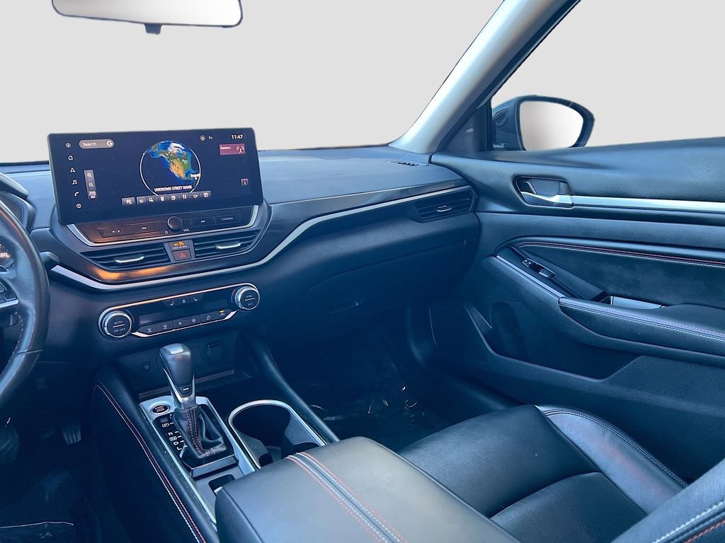 Used 2023 Nissan Altima 2.0 SR image 25