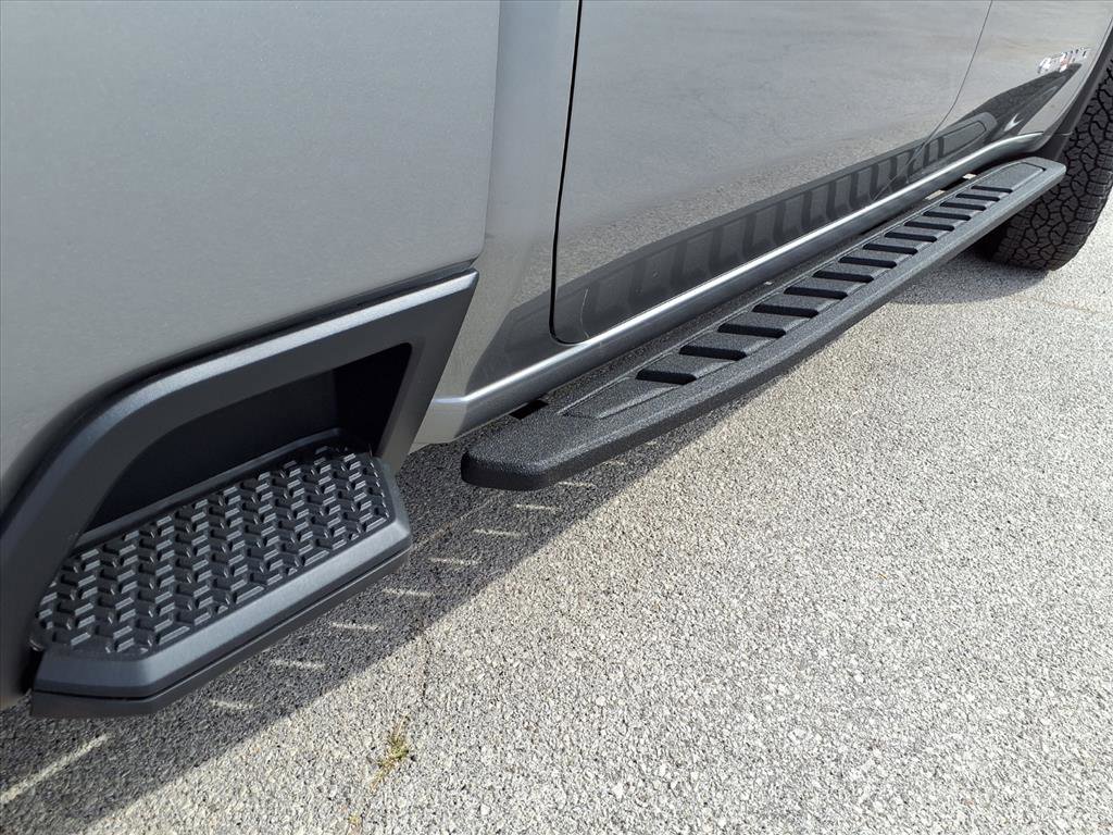 New 2026 GMC Sierra 2500 AT4 w/ AT4 Premium Plus Package image 27