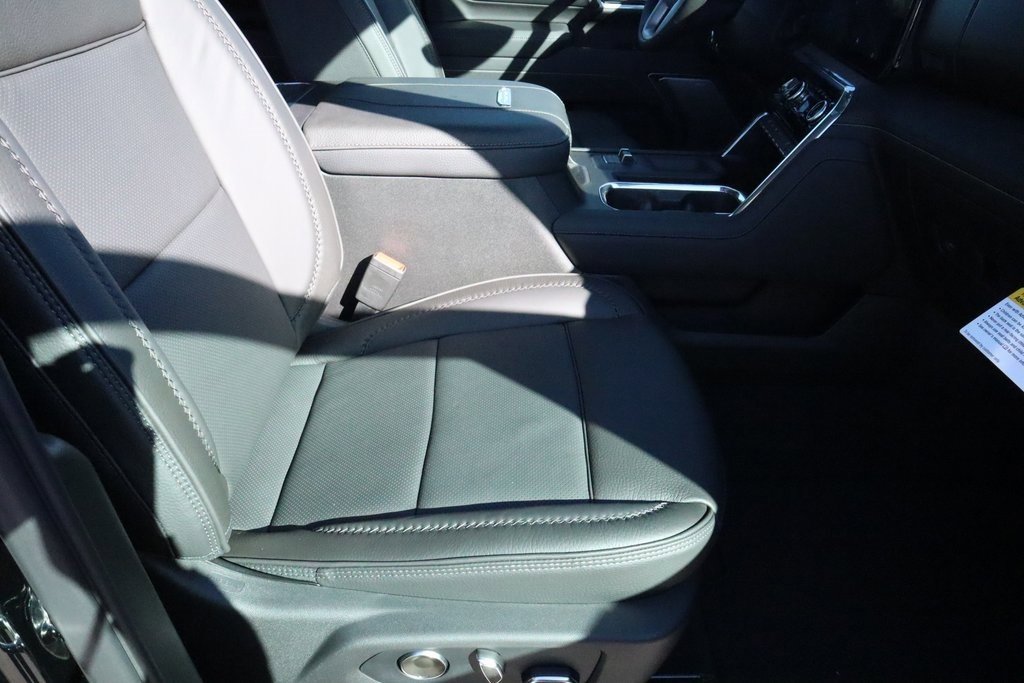 New 2026 GMC Sierra 2500 Denali w/ Denali Reserve Package image 13