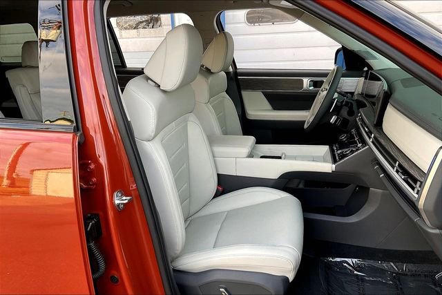 Used 2025 Hyundai Santa Fe Calligraphy image 7