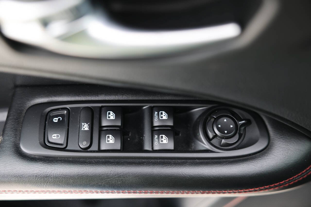 Used 2020 Jeep Compass Trailhawk AWD/4WD image 18