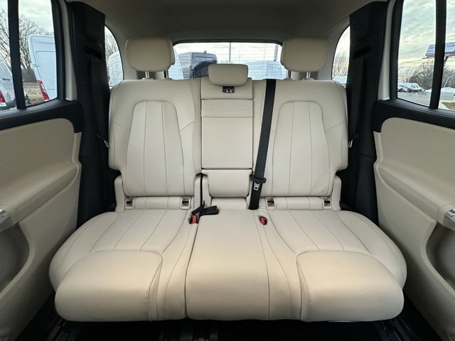 Certified 2022 Mercedes-Benz GLB 250 4MATIC image 17