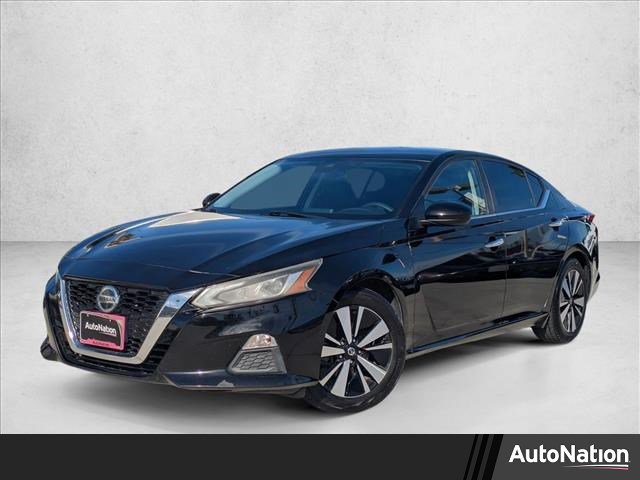 Used 2021 Nissan Altima 2.5 SV image 1
