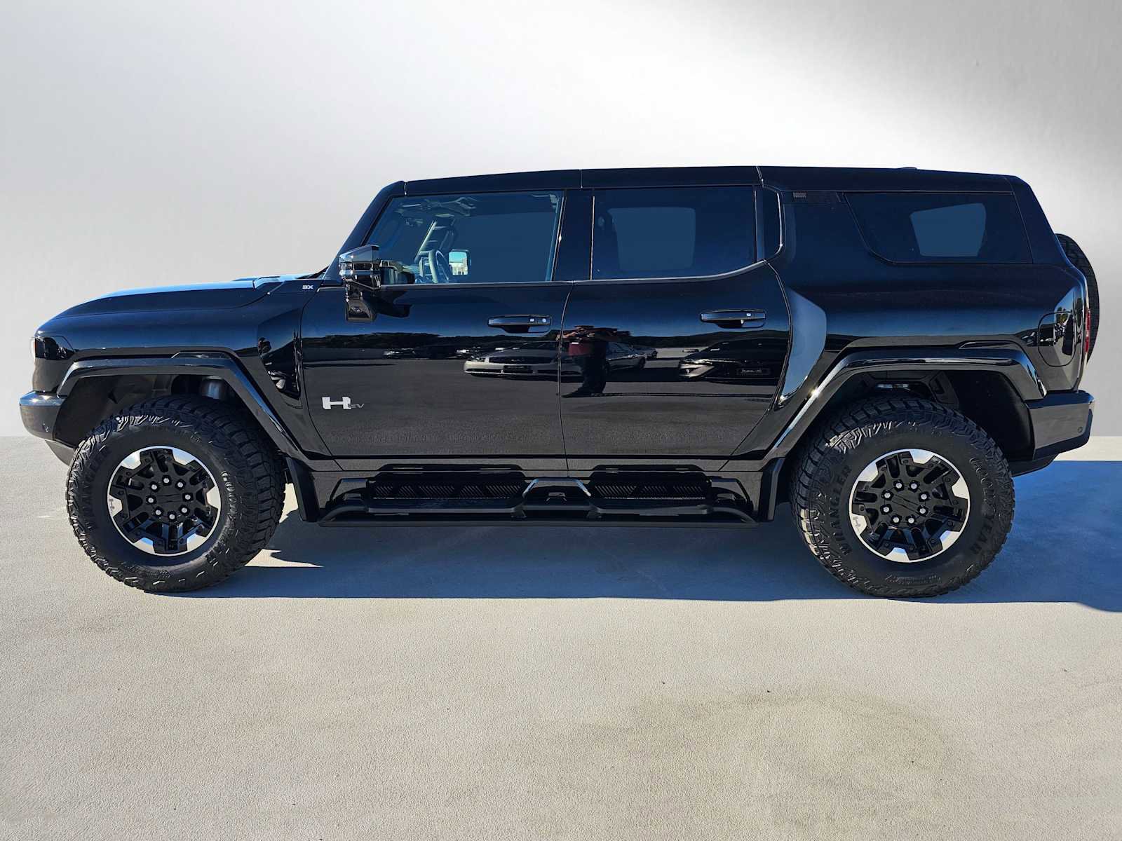 Used 2025 GMC Hummer EV 3X w/ Extreme Off-Road Package image 6