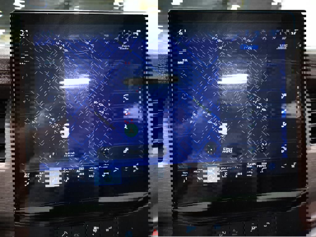 Certified 2024 Ford Expedition Limited image 29