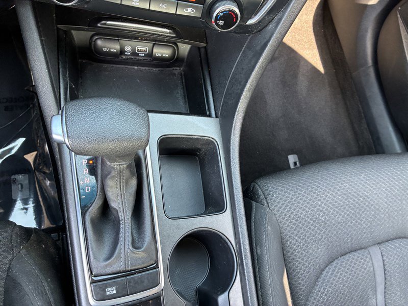 Used 2018 Kia Optima LX FWD image 12