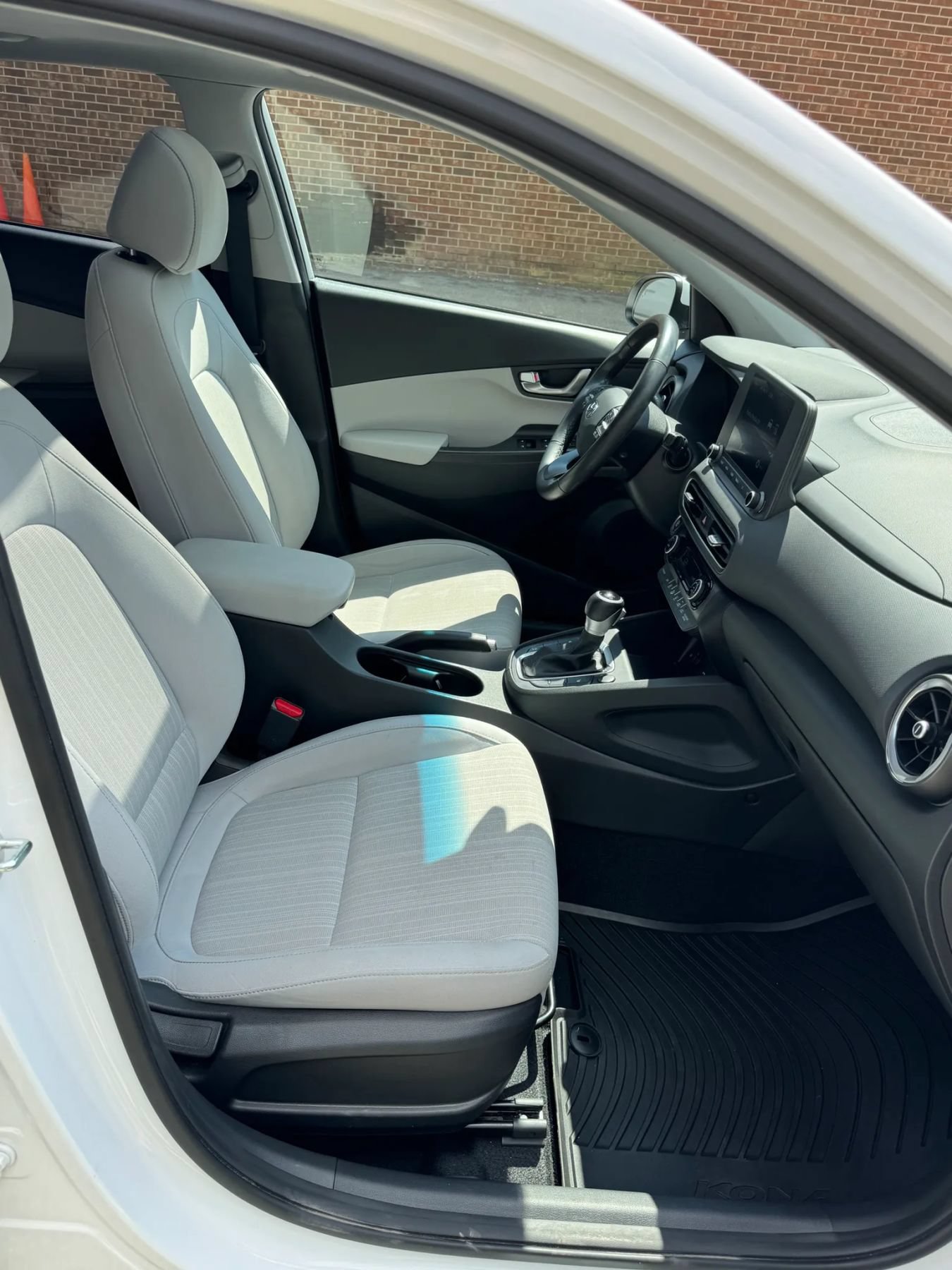 Used 2022 Hyundai Kona SEL w/ Convenience Package FWD image 38