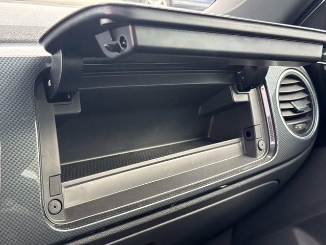 Used 2012 Volkswagen Beetle 2.0T image 25