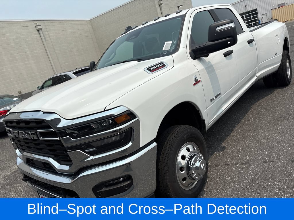 New 2026 RAM 3500 Big Horn AWD/4WD image 6