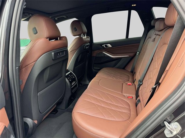 Used 2023 BMW X5 xDrive40i w/ Premium Package image 12