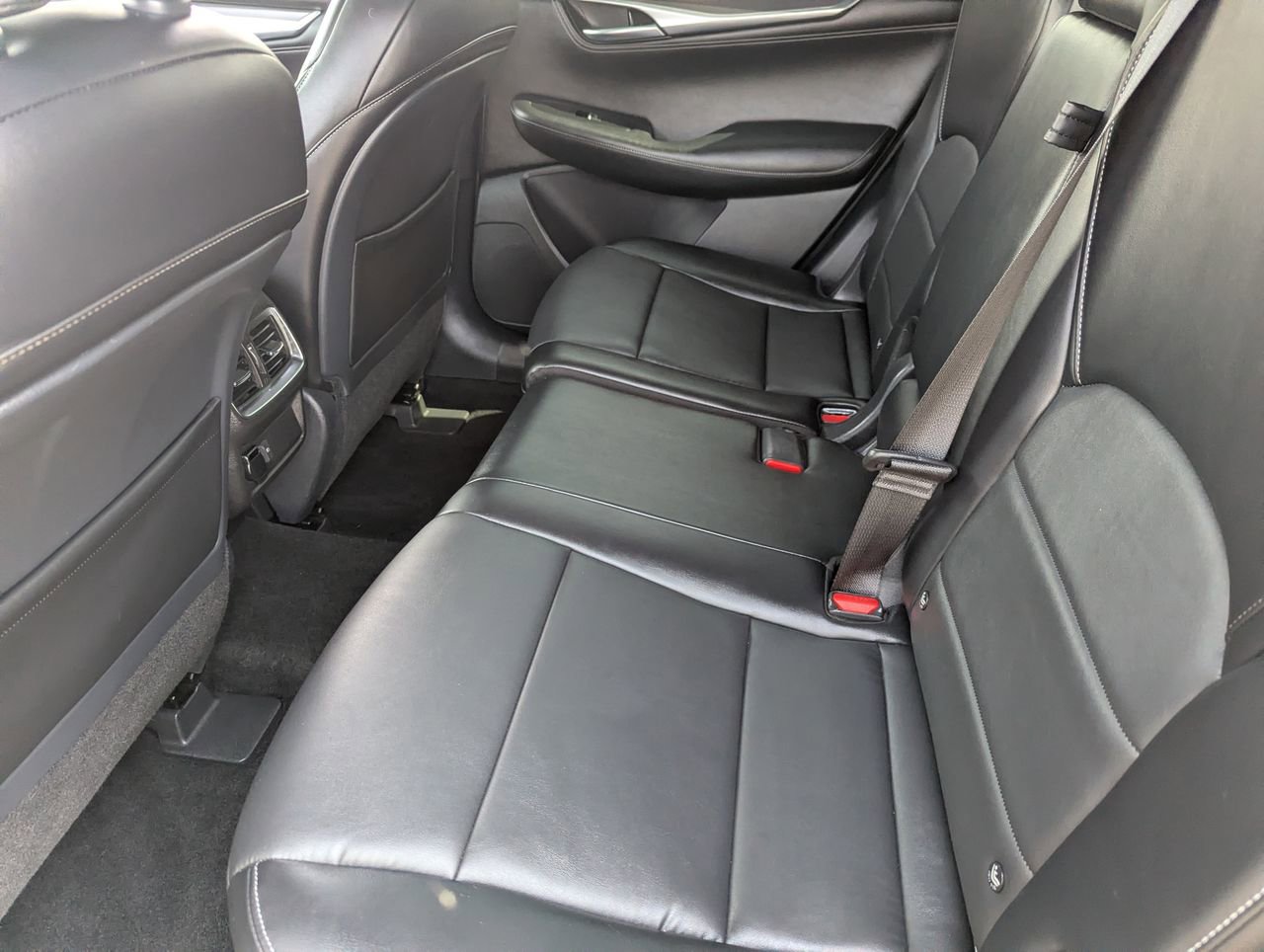 Certified 2022 INFINITI QX55 Luxe w/ Accent Package image 17