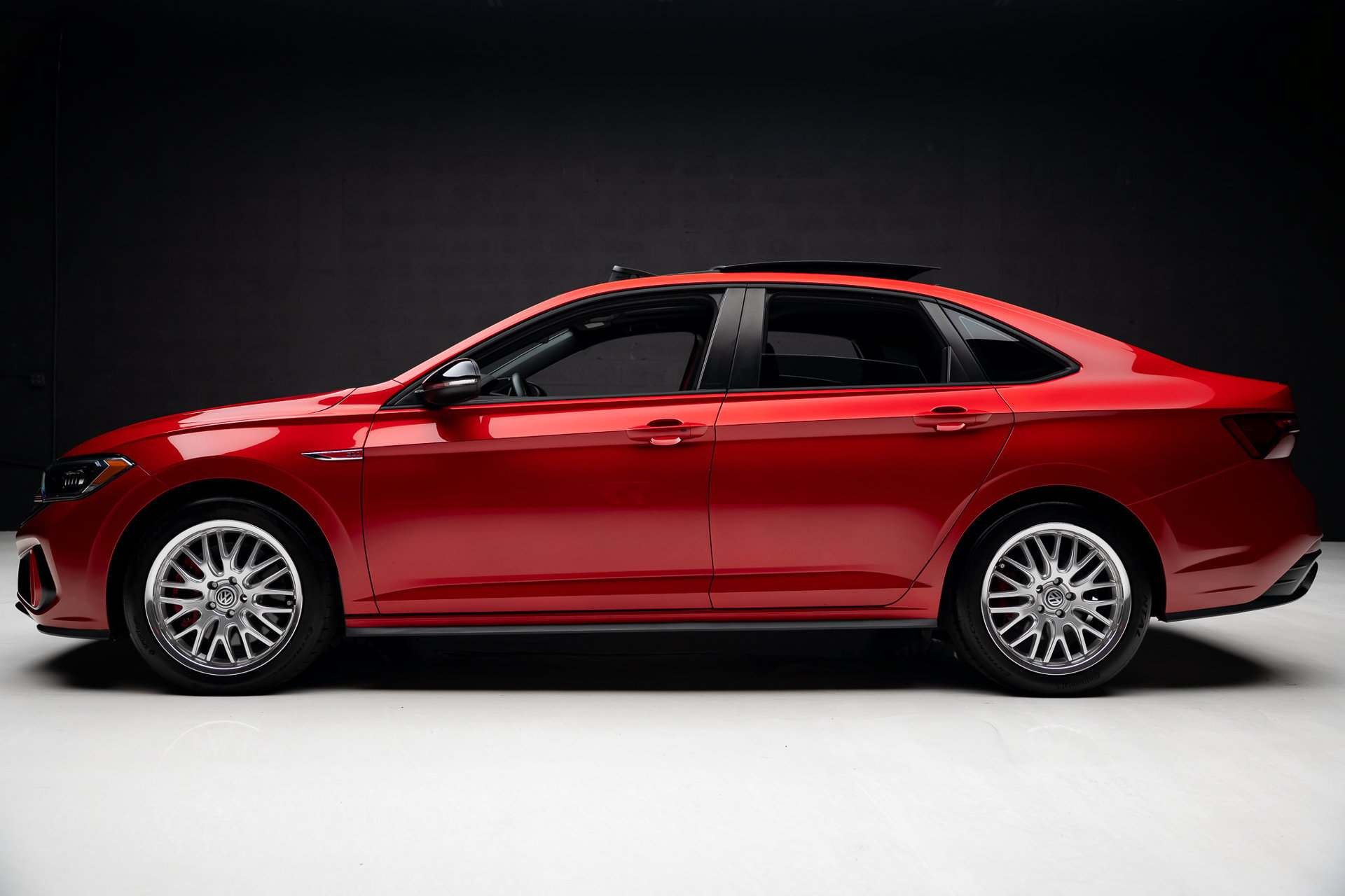 Used 2024 Volkswagen Jetta GLI Autobahn FWD image 18