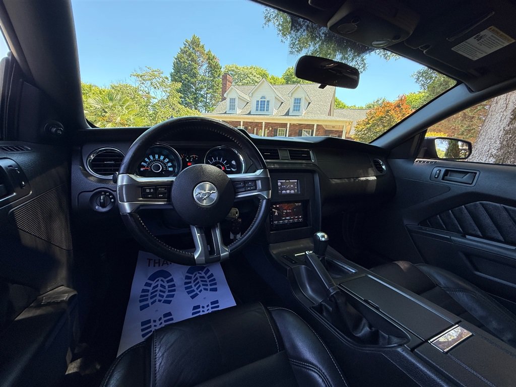 Used 2013 Ford Mustang Coupe RWD image 51
