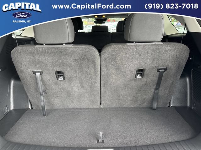 Used 2025 Kia Sorento LX FWD image 16