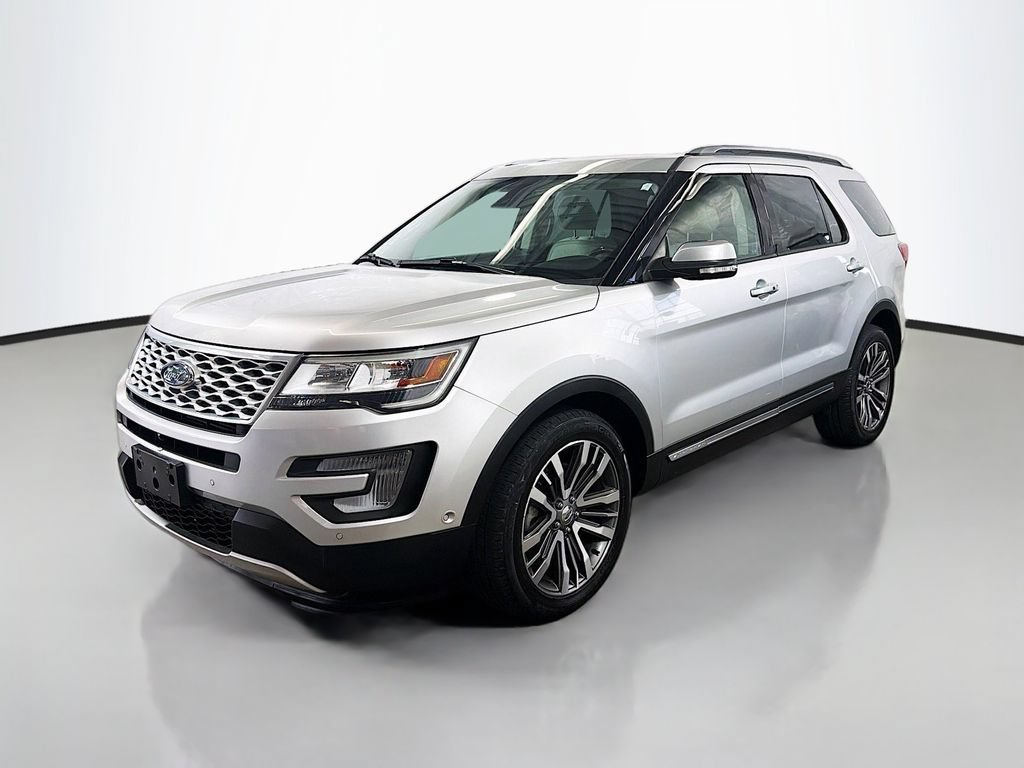 Used 2017 Ford Explorer Platinum AWD/4WD image 5