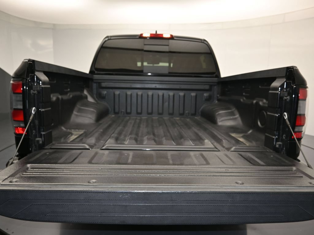 Certified 2023 Nissan Frontier Pro-X w/ Tow Package RWD image 24